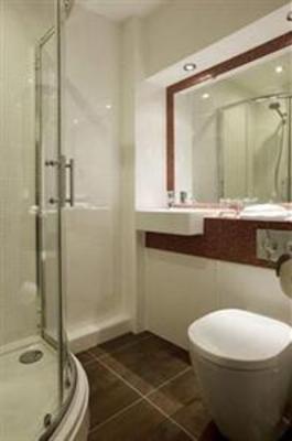 фото отеля Icon Hotel Luton