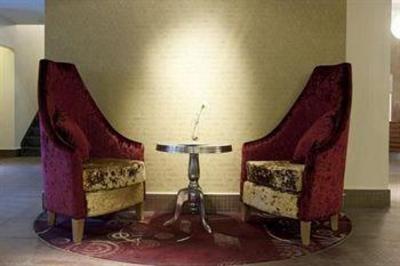 фото отеля Icon Hotel Luton