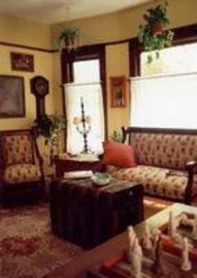 фото отеля Turret House Bed and Breakfast Long Beach