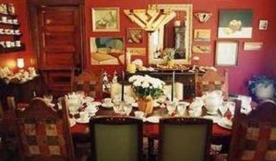 фото отеля Turret House Bed and Breakfast Long Beach