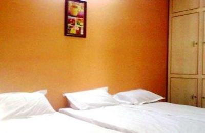 фото отеля Cutie's Girls' Hostel
