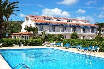 фото отеля Hostal Port Fornells