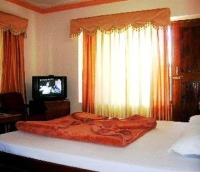 фото отеля Hotel Status Inn Deep Manali