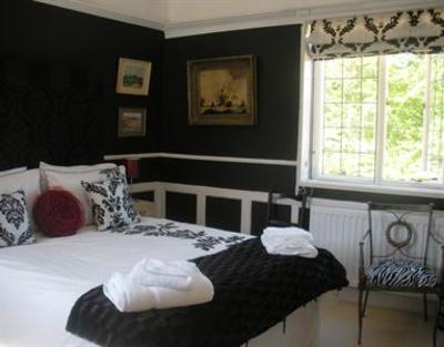 фото отеля The Old Hall Bed and Breakfast