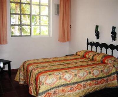 фото отеля Los Girasoles Apartment Suites