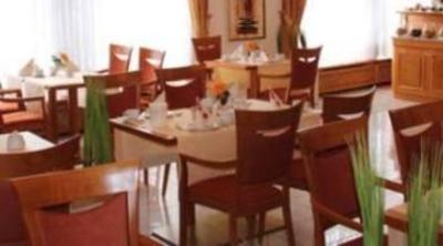 фото отеля Golfhotel