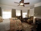 фото отеля Pine Bush House Bed & Breakfast