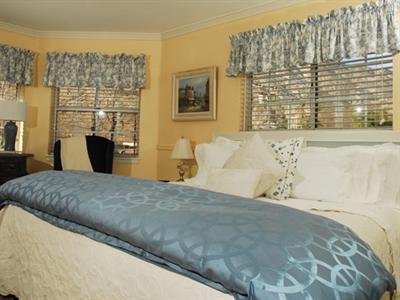 фото отеля Kern River Inn Bed & Breakfast