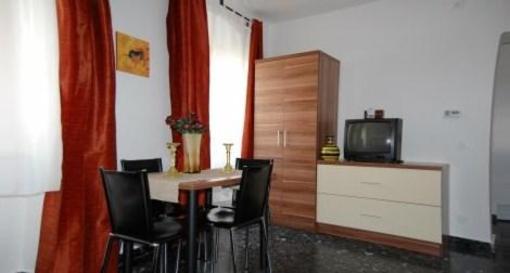 фото отеля Belvaros Apartmanhaz Sopron