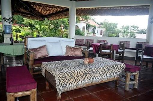 фото отеля Stonehouse Gardens Resort