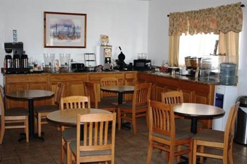 фото отеля Best Western Adobe Inn