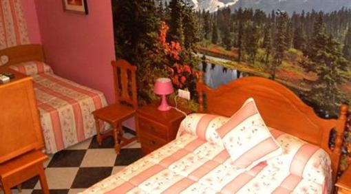 фото отеля Hostal Sevillana II