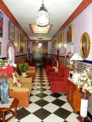 фото отеля Hostal Sevillana II