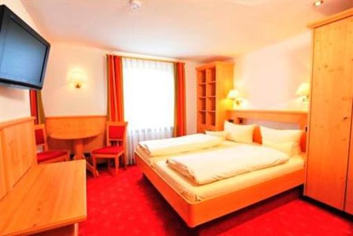 фото отеля Weinklause Apart Hotel