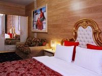 Gallery Grand Hotel