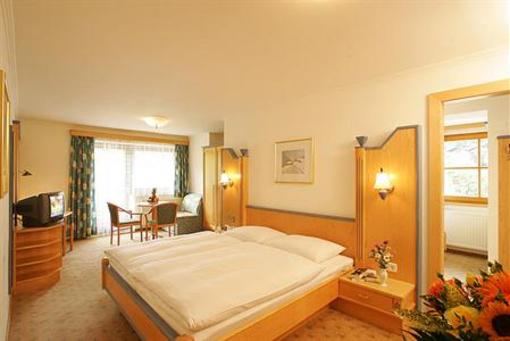 фото отеля Hotel Zwolfer