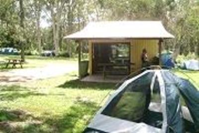 фото отеля Glass House Mountains Holiday Village Accommodation Caloundra