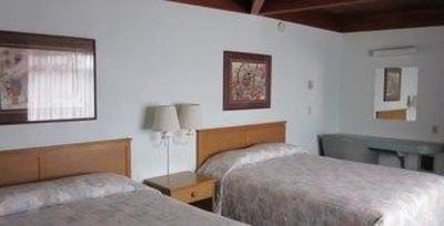 фото отеля Azalea Lodge Gold Beach