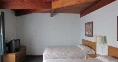 фото отеля Azalea Lodge Gold Beach
