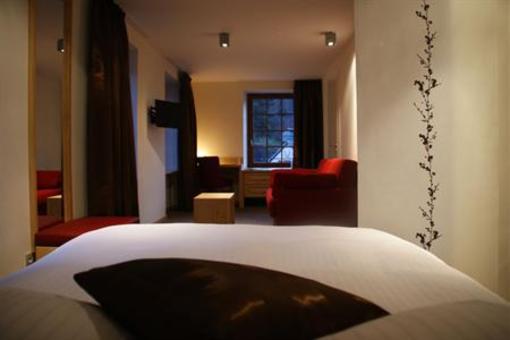 фото отеля Hotel A L'aigle D'or Rimbach Près Guebwiller