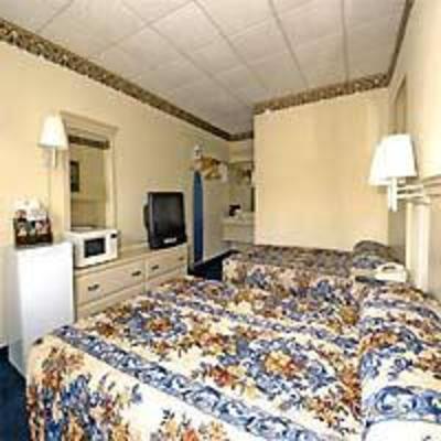 фото отеля Country Hearth Inn Brunswick