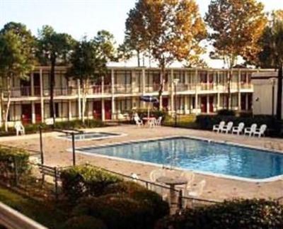 фото отеля Country Hearth Inn Brunswick