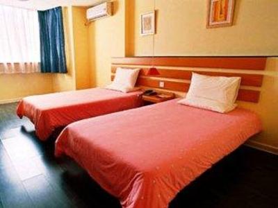 фото отеля Home Inn Wuxi Chong Ning Road