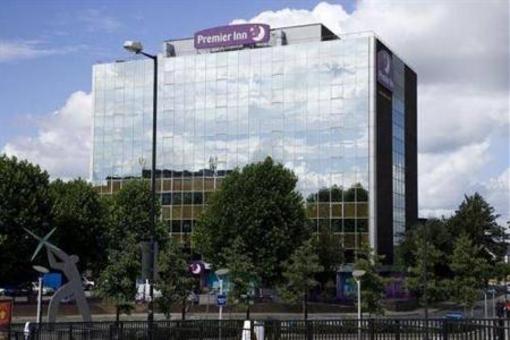 фото отеля Premier Inn London Wembley Stadium