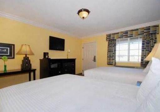 фото отеля Solaire inn & Suites
