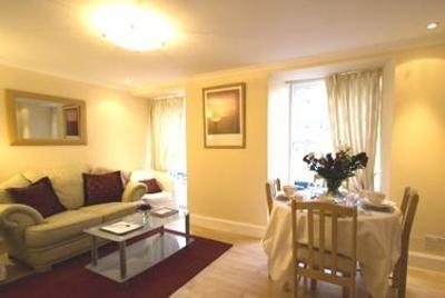 фото отеля Royal Mile Apartments
