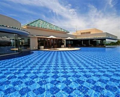фото отеля Oriental Hills Okinawa