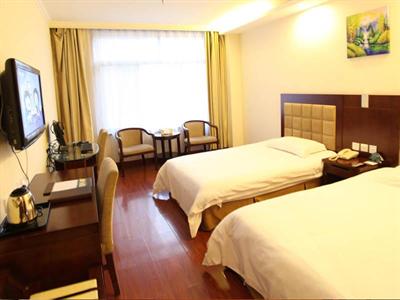 фото отеля GreenTree Gansu Tianshui Lantian Town Plaza Inn