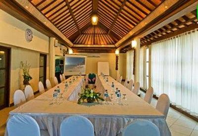 фото отеля Hotel Vila Ombak