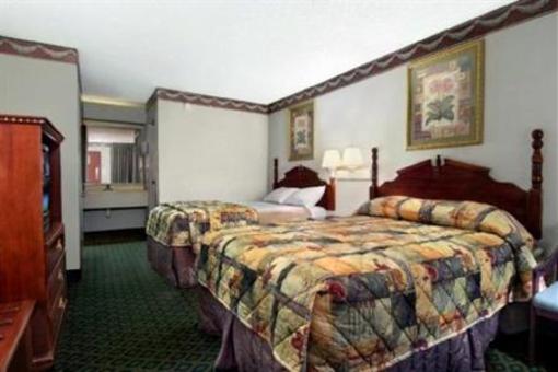 фото отеля Red Roof Inn Lake City