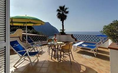 фото отеля Sorriso Thermae & Resort Forio