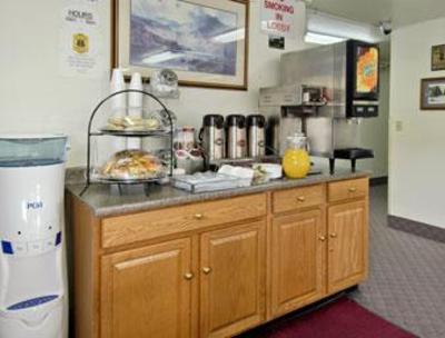 фото отеля Super 8 Carson City