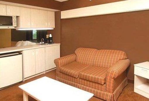 фото отеля Econo Lodge Tillmans Corner