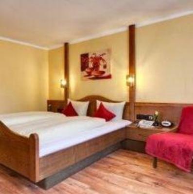 фото отеля Hotel & Restaurant zum Lamm