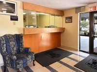 Super 8 Waldorf