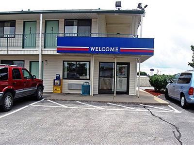 фото отеля Motel 6 - Des Moines South - Airport