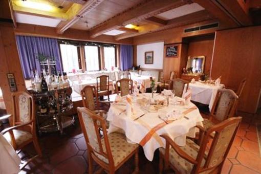 фото отеля Hotel Restaurant Zur Krone Löhnberg