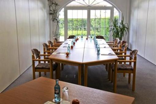 фото отеля Hotel Restaurant Zur Krone Löhnberg