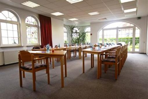 фото отеля Hotel Restaurant Zur Krone Löhnberg