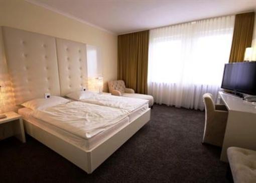 фото отеля Hotel Restaurant Zur Krone Löhnberg