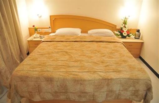 фото отеля Hotel Teekay Grand