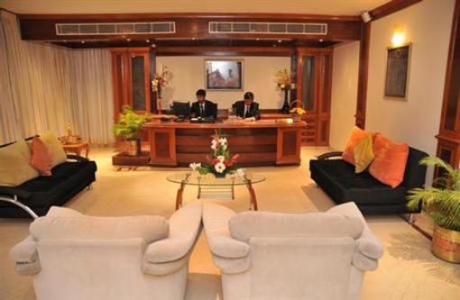 фото отеля Hotel Teekay Grand