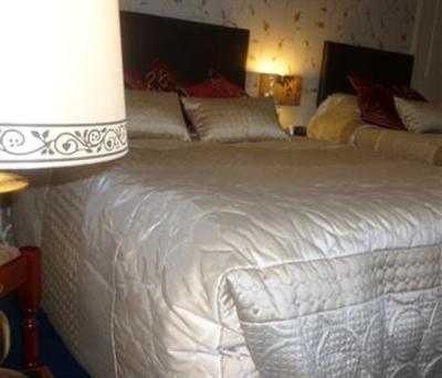 фото отеля Russell Court Hotel Reading