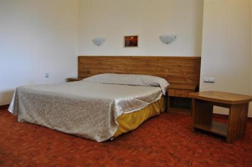 фото отеля Family Hotel Captain