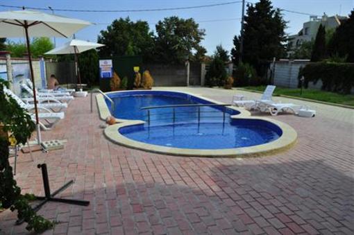 фото отеля Family Hotel Captain