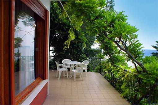 фото отеля Apartments La Villa Fasano Gardone Riviera